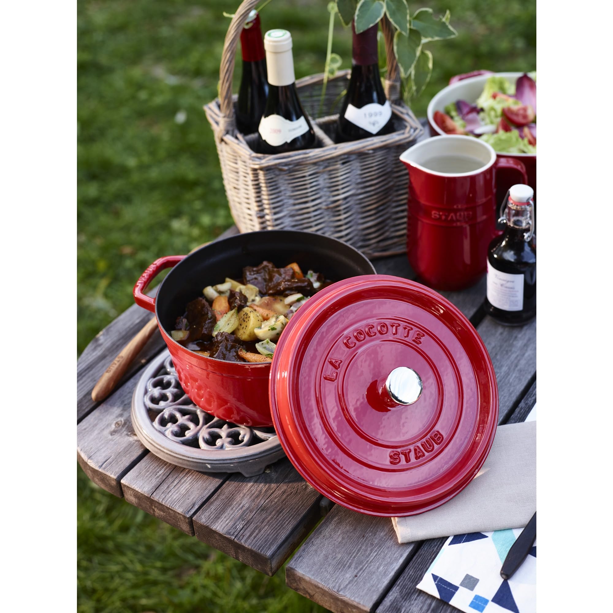 The Enduring Legacy of the 8-Qt Dutch Oven: Your Kitchen’s Culinary Workhorse